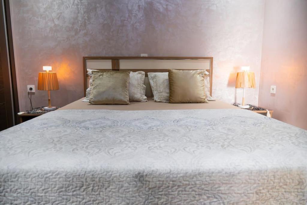 Prime 2br With Pool, Near And Cafes Appartement Agadir