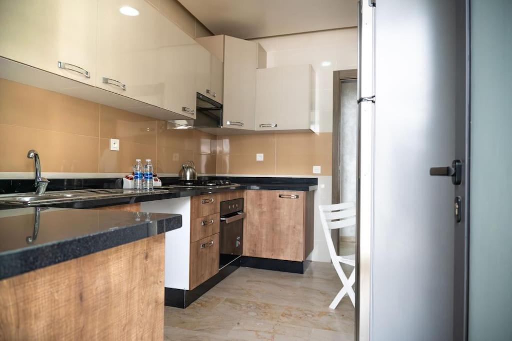 Appartement Prime 2br With Pool, Near And Cafes Agadir