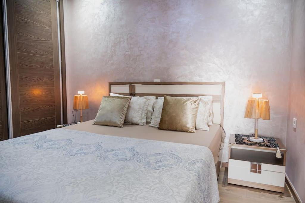 Appartement Prime 2br With Pool, Near And Cafes Agadir